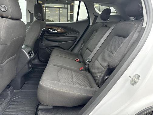 Summit White 2020 GMC Terrain SLE
