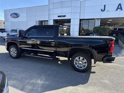 2025 Chevrolet Silverado 2500 HIGH COUNTRY