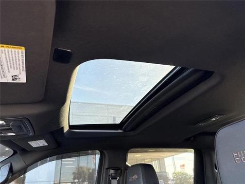 2025 Chevrolet Silverado 2500 HIGH COUNTRY