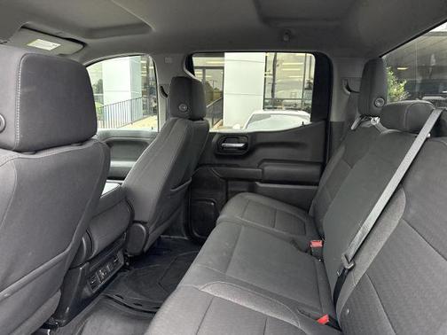 Silver Ice Metallic 2020 Chevrolet Silverado 1500 LT
