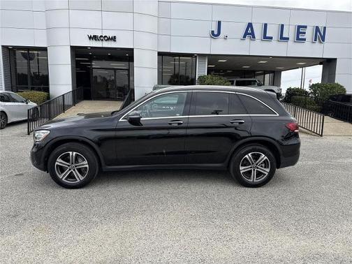 2021 Mercedes-Benz GLC 300 BASE