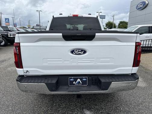 OXFORD WHITE 2025 Ford F-150 XLT