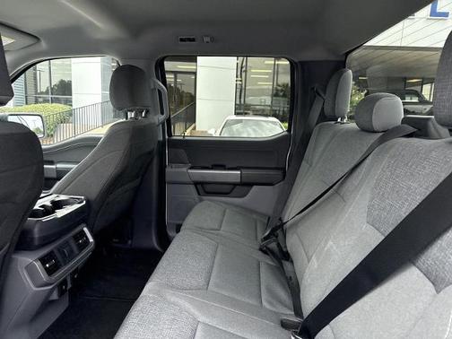 OXFORD WHITE 2024 Ford F-150 XLT