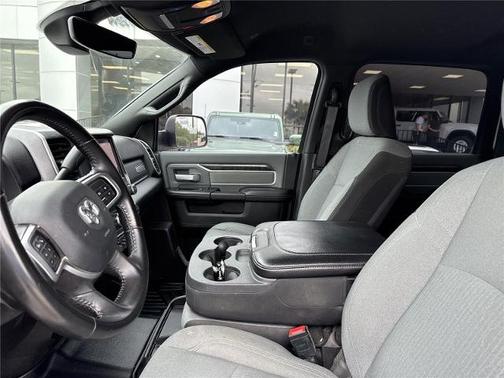 Bright White Clearcoat 2022 RAM 2500 BIG HORN