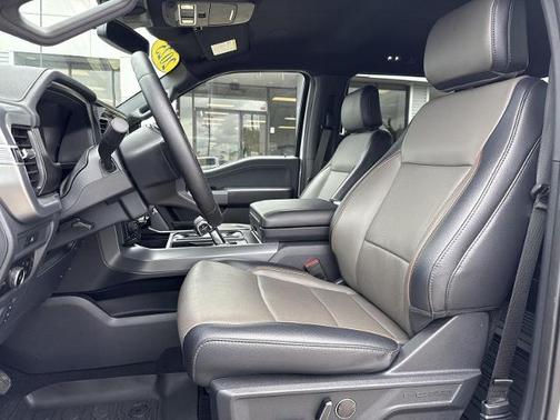 STAR WHITE METALLIC TRICOAT 2025 Ford F-150 LARIAT