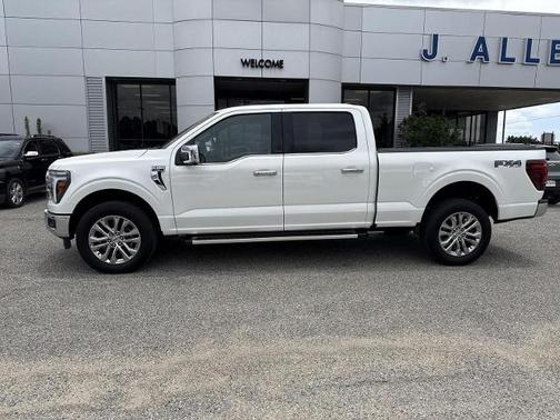 STAR WHITE METALLIC TRICOAT 2025 Ford F-150 LARIAT