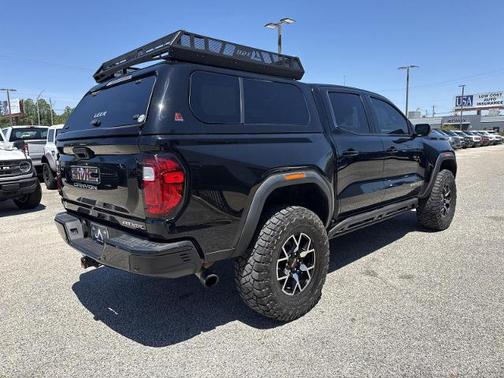 Onyx Black 2023 GMC Canyon AT4X