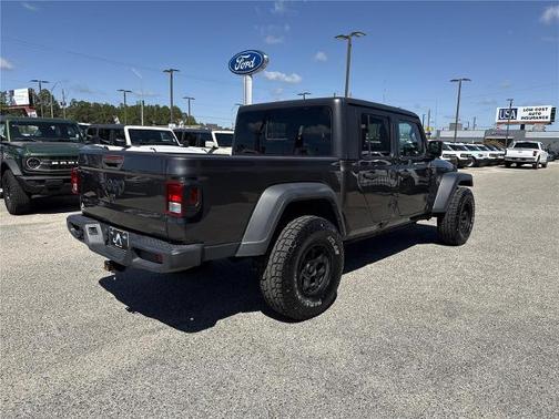 Gray 2020 Jeep Gladiator SPORT