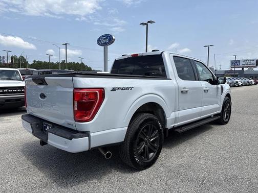 SPACE WHITE METALLIC 2022 Ford F-150 XLT