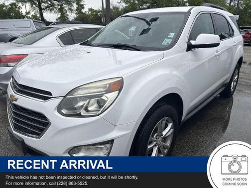 Summit White 2017 Chevrolet Equinox LT