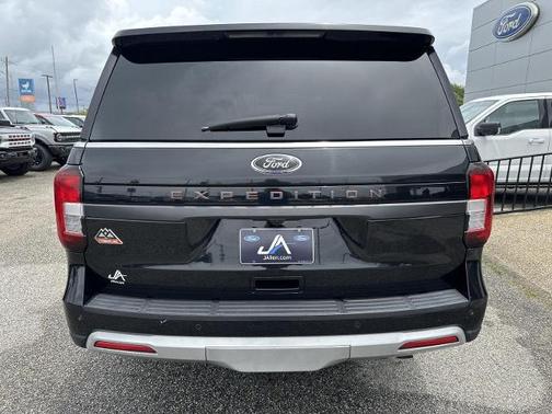 AGATE BLACK METALLIC 2022 Ford Expedition TIMBERLINE