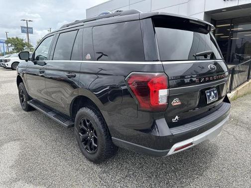 AGATE BLACK METALLIC 2022 Ford Expedition TIMBERLINE