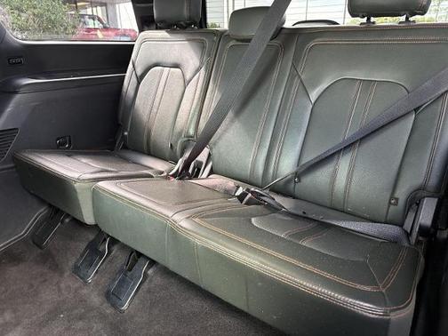 AGATE BLACK METALLIC 2022 Ford Expedition TIMBERLINE