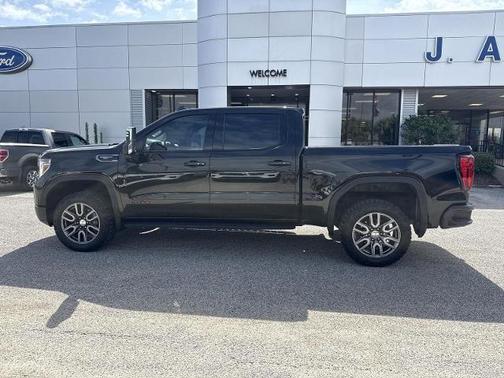 Black 2021 GMC Sierra 1500 AT4