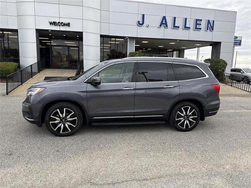 2022 Honda Pilot TOURING 7-PASSENGER