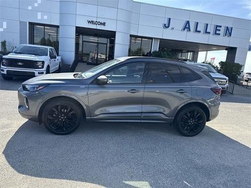 2023 Ford Escape ST-LINE ELITE