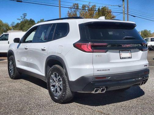 2026 GMC Acadia AT4 AWD