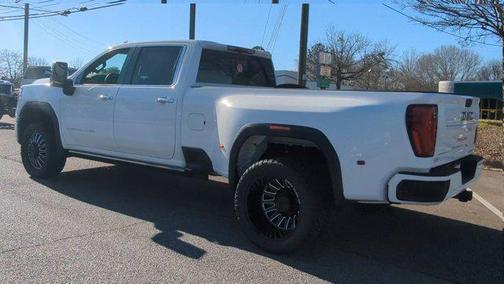 2025 GMC Sierra 3500 Denali