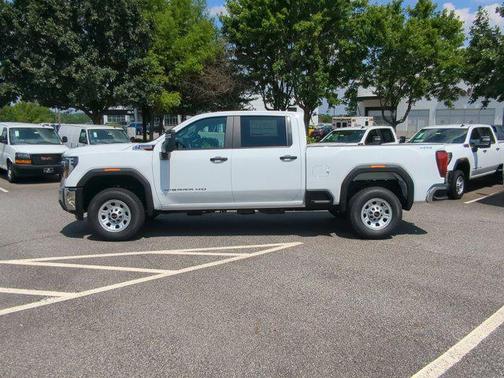 2025 GMC Sierra 2500 Base