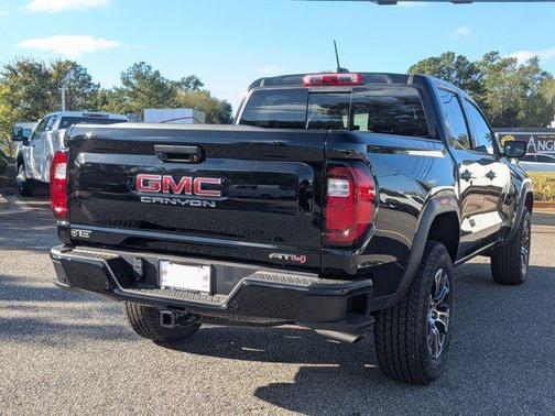 2025 GMC Canyon AT4