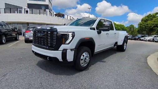 2025 GMC Sierra 3500 Denali