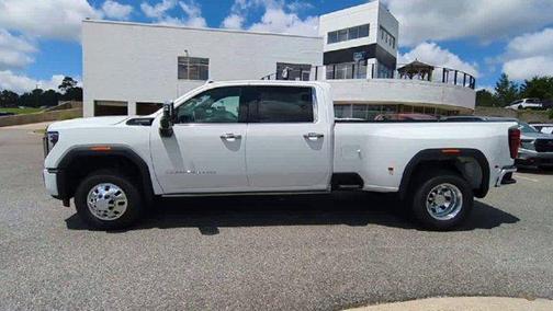 2025 GMC Sierra 3500 Denali