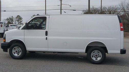 2025 GMC Savana 2500 Work Van