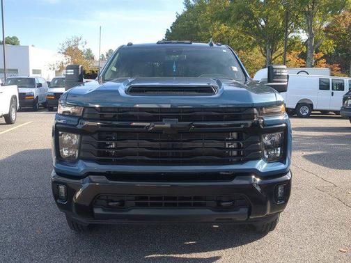 2024 Chevrolet Silverado 3500 LT