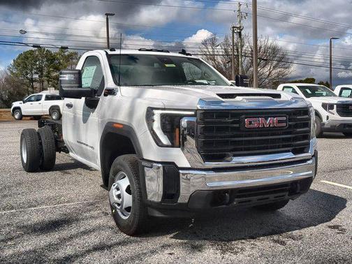 2026 GMC Sierra 3500 Base