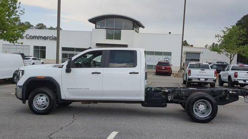 2025 GMC Sierra 3500 Base