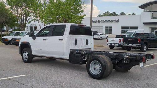 2025 GMC Sierra 3500 Base