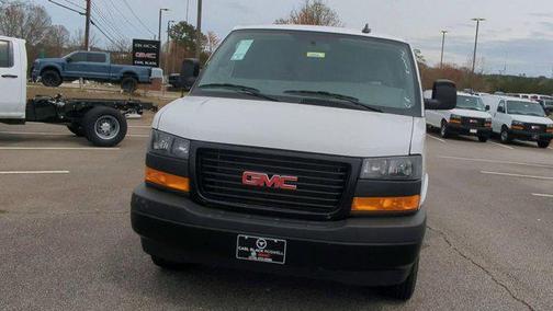 2025 GMC Savana 2500 Work Van