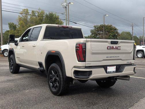 2026 GMC Sierra 2500 AT4