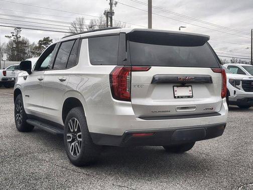 2023 GMC Yukon 4WD AT4