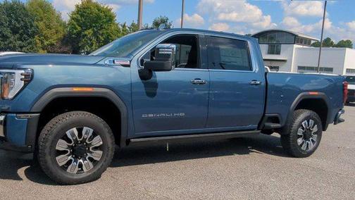 2025 GMC Sierra 2500 Denali