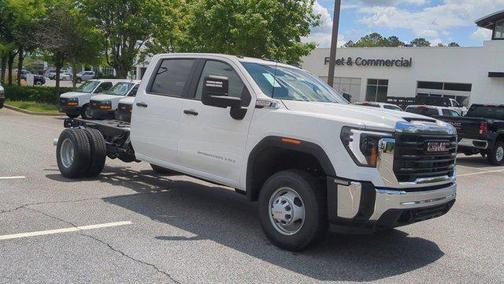 2025 GMC Sierra 3500 Base