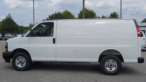 2025 GMC Savana 2500 Work Van