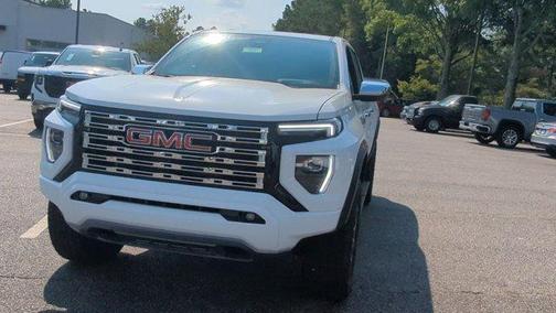 2025 GMC Canyon Denali