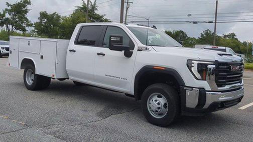 2025 GMC Sierra 3500 Base