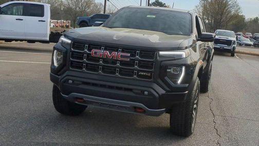 2025 GMC Canyon Base
