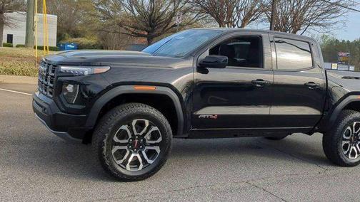 2025 GMC Canyon Base