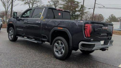 2025 GMC Sierra 2500 SLT