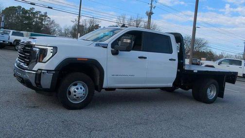 2025 GMC Sierra 3500 Base