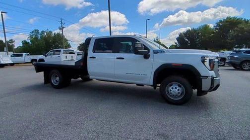 2025 GMC Sierra 3500 Base