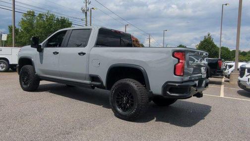 2024 Chevrolet Silverado 2500 4WD Crew Cab Standard Bed ZR2
