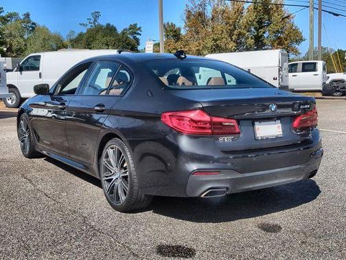 2017 BMW 540 540i