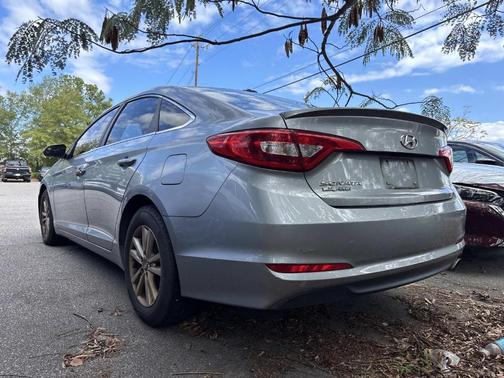 2015 Hyundai SONATA SE