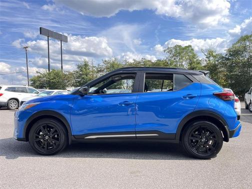 2024 Nissan Kicks SR
