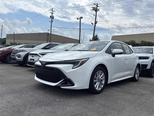 2023 Toyota Corolla Hatchback SE