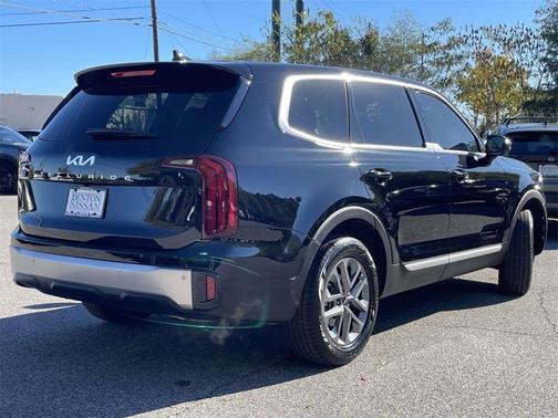 2025 Kia Telluride LX